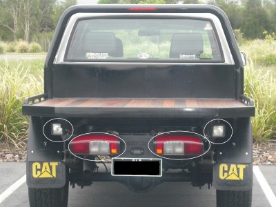 Tail lights too close - Reverse lights not diffused